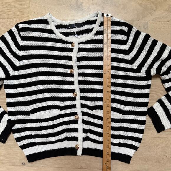 Lillusory Lady Cardigan SZ M Black Cream NWOT Classy Work Classic Preppy - Picture 6 of 7
